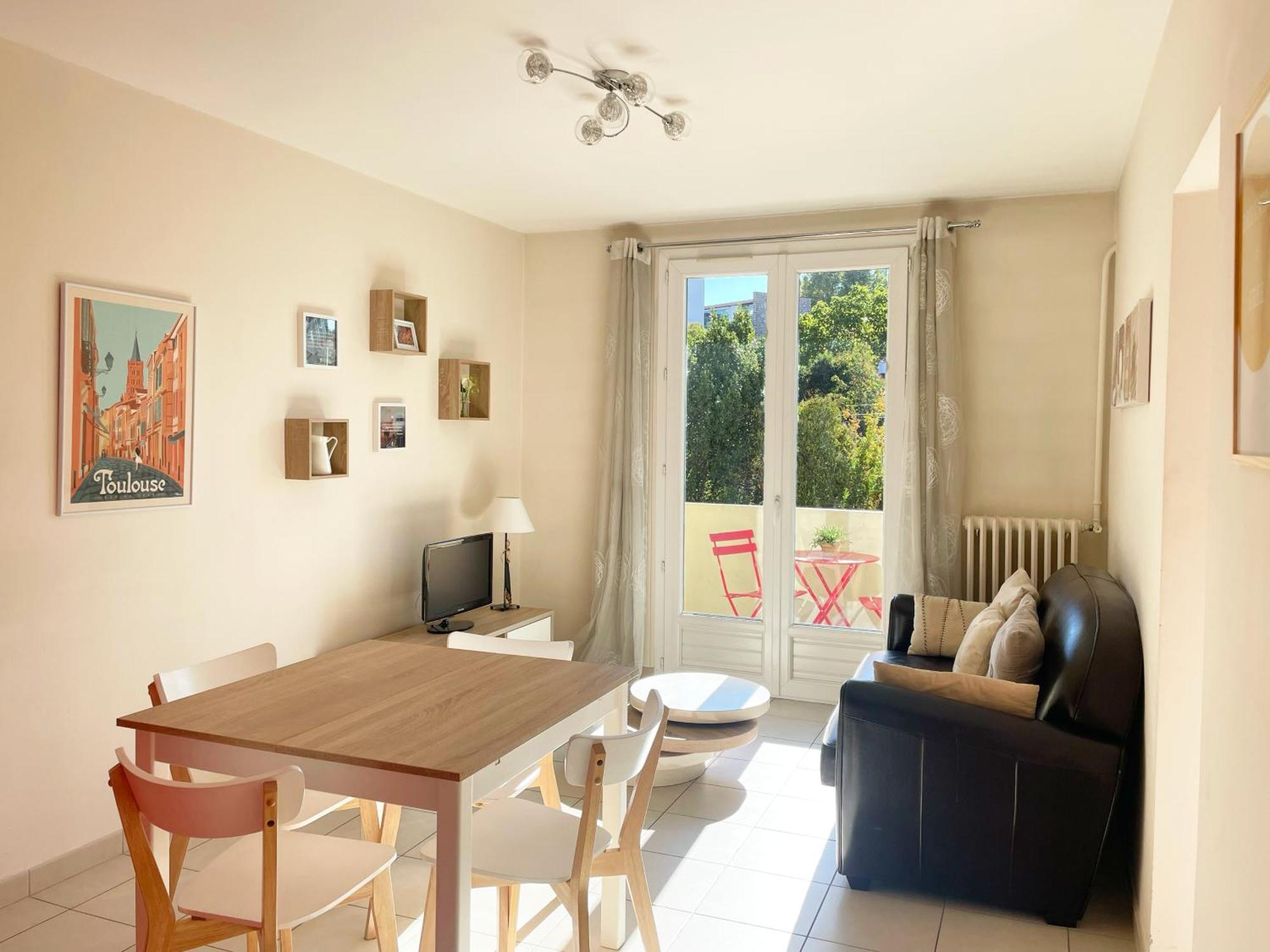 Toussaint Apartment Toulouse Exterior photo